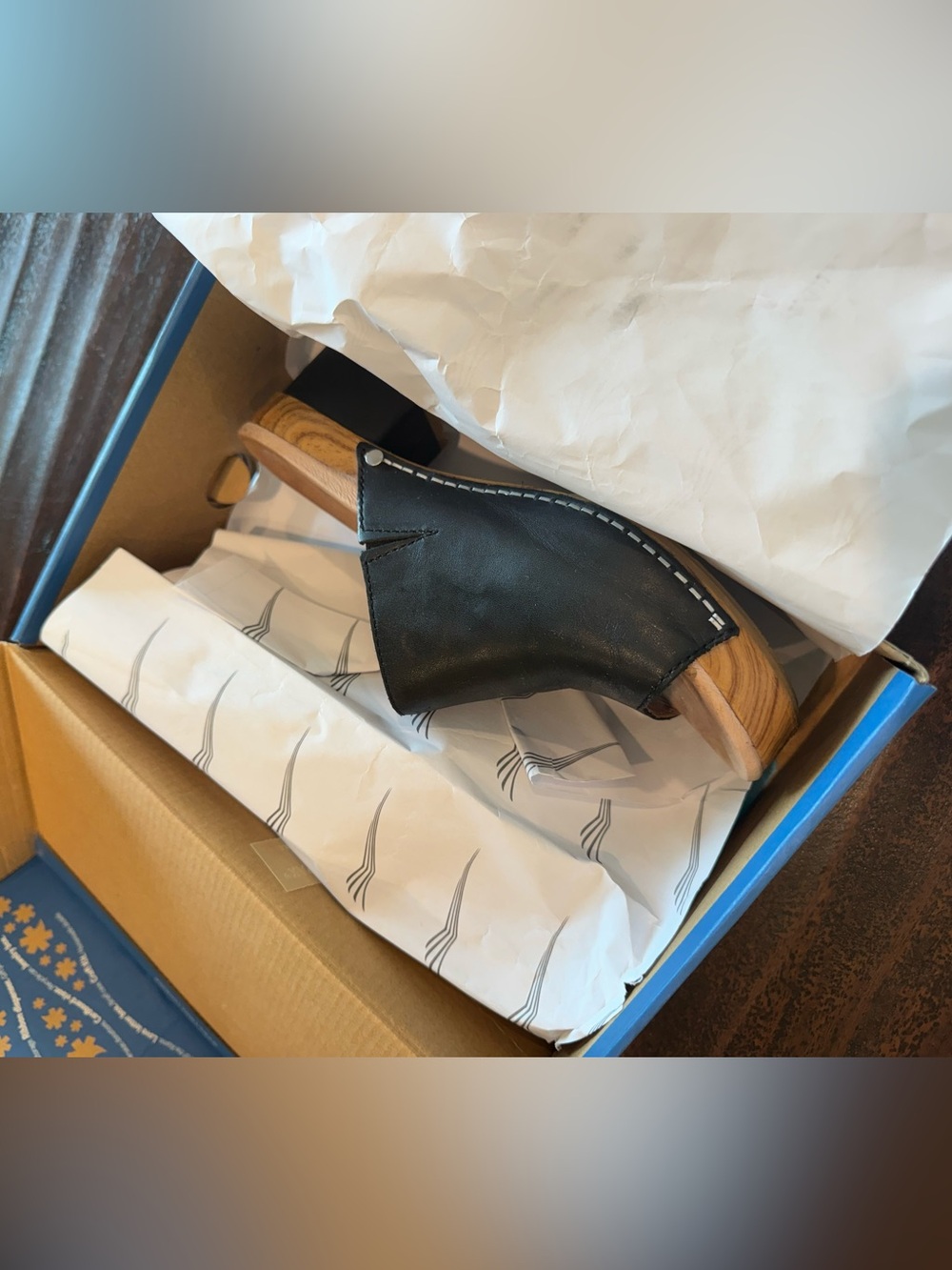 Dansko Maci Full-grain Leather Slides in Black ☀️ - Picture 6 of 7